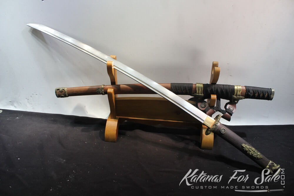 1095 Carbon Folded Steel Tachi Sword With Rosewood Saya - Katanas For Sale